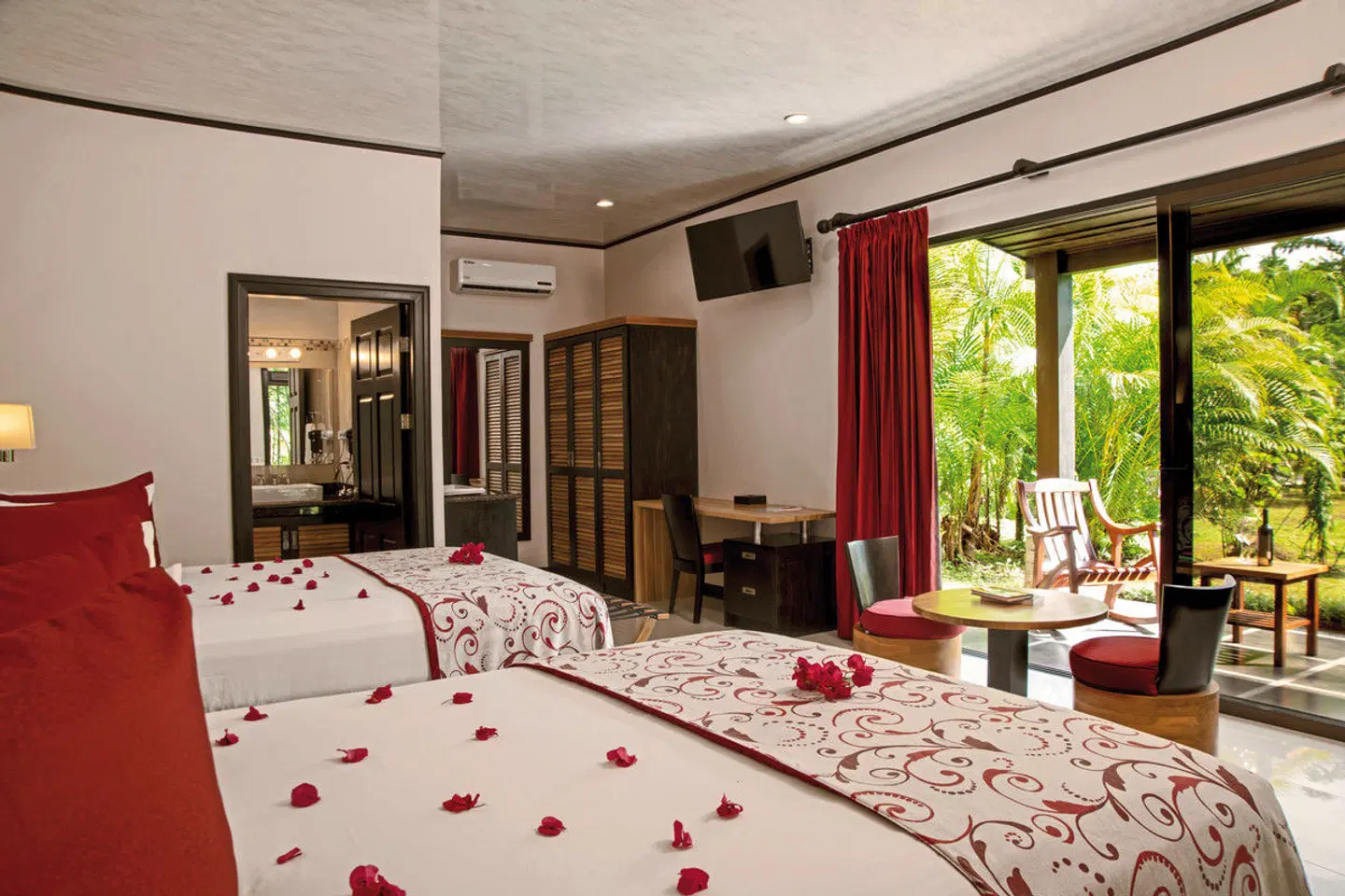 Arenal Manoa Resort & Hot Springs ROOM_EXAMPLE
