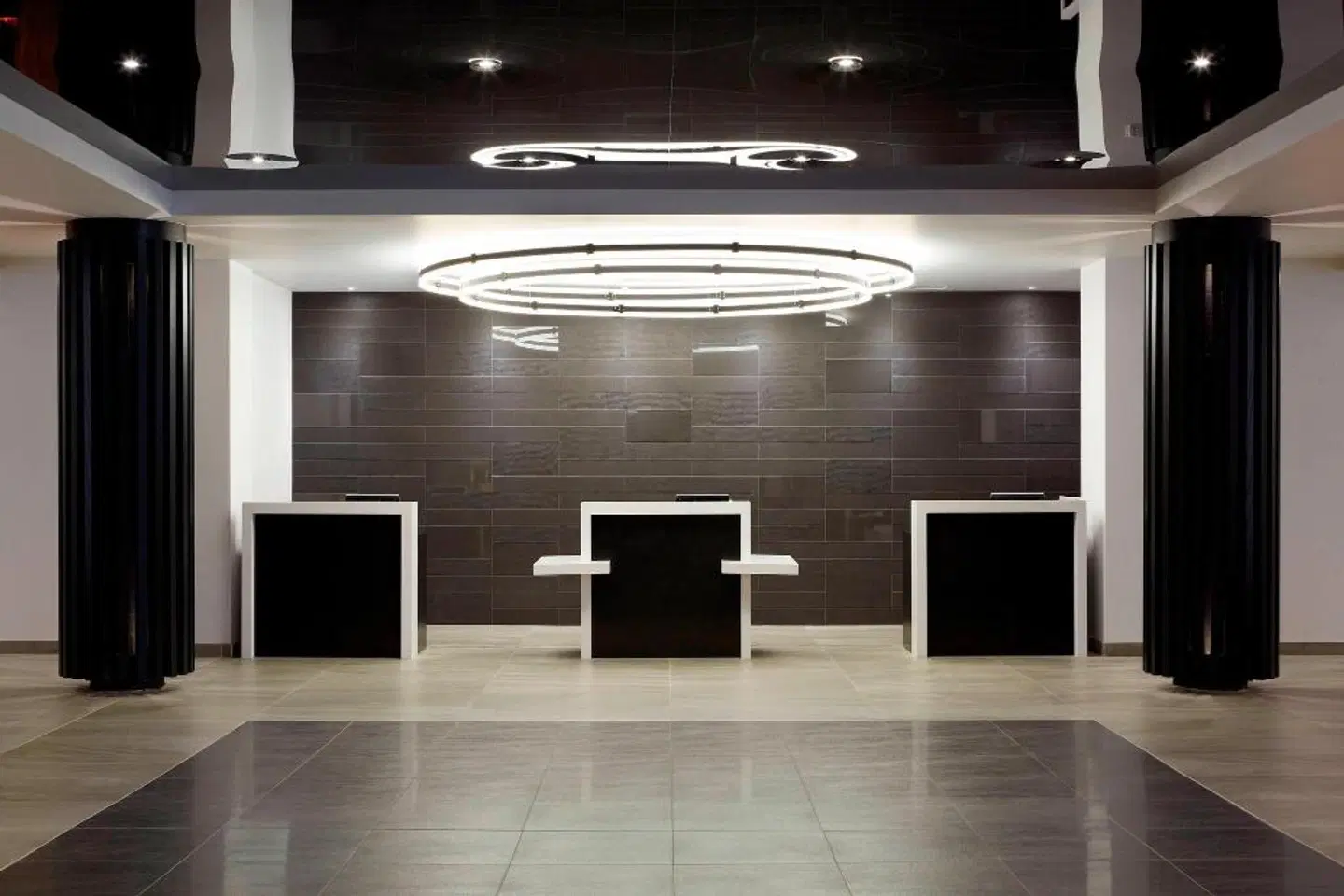Delta Hotels by Marriott Trois Rivieres Conference Centre LOUNGE_LOBBY
