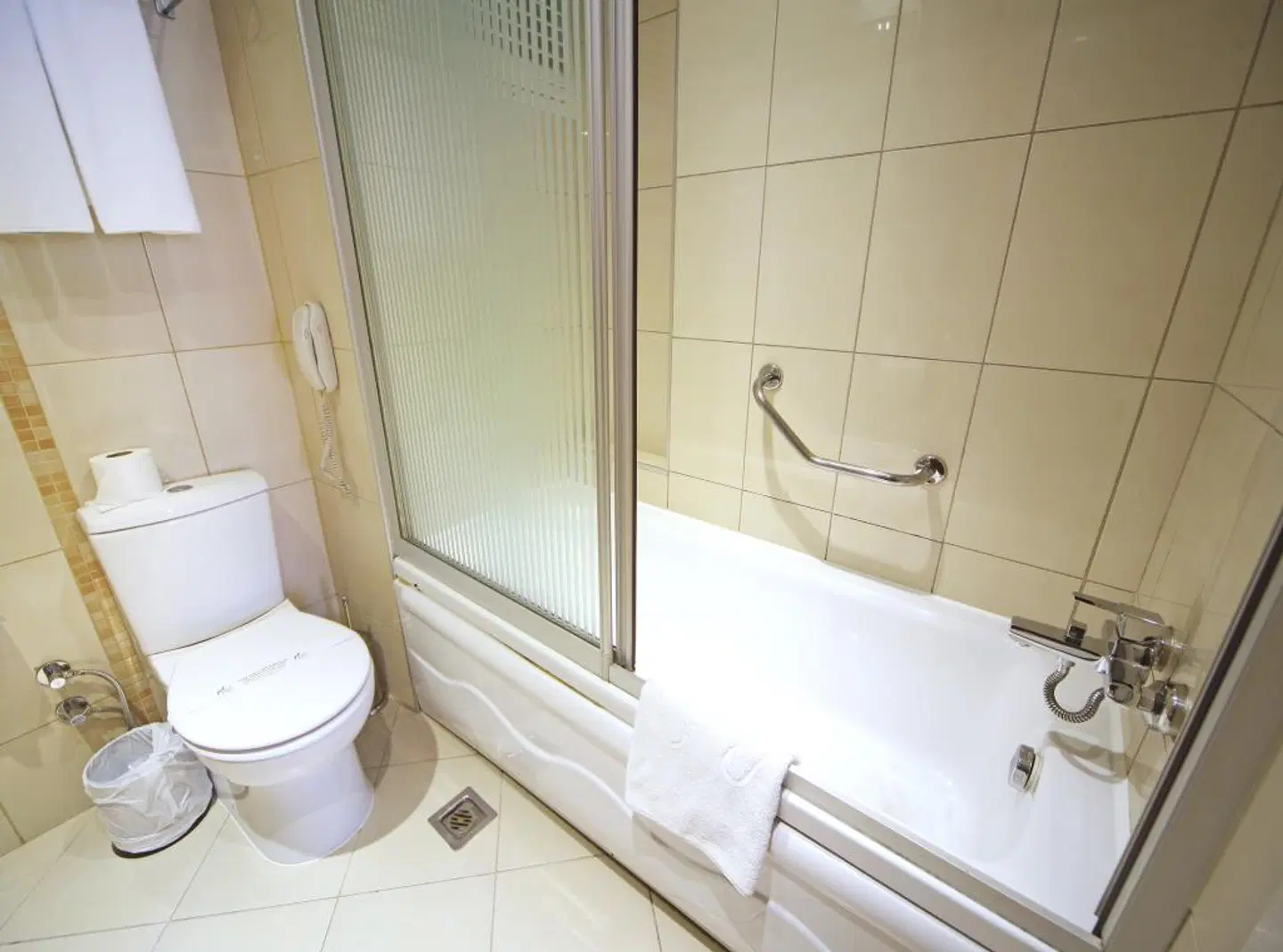 The Parma Hotel & Spa Downtown Badezimmer