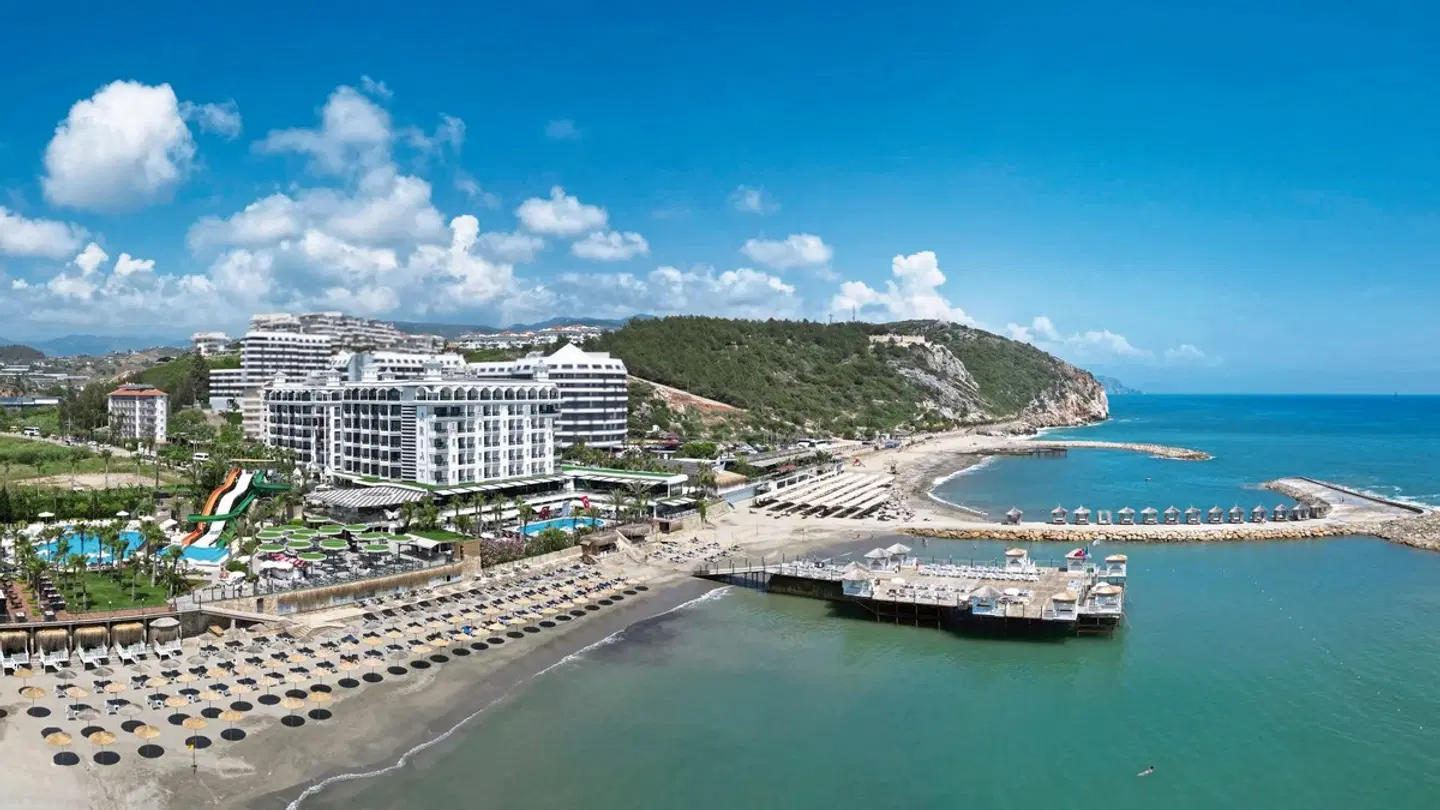 Aria Resort & Spa EXTERIOR