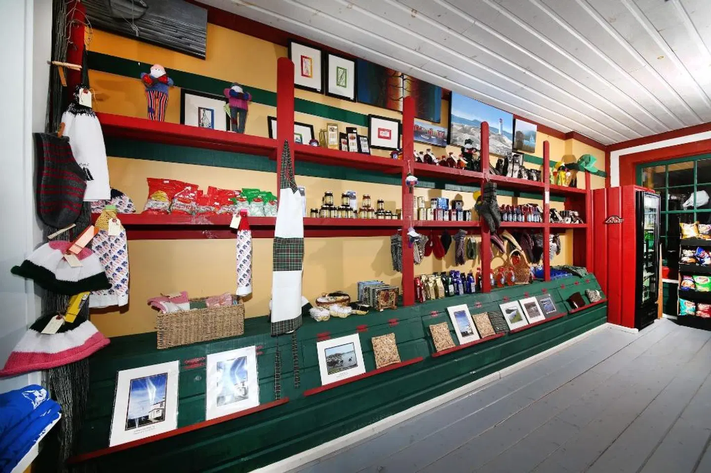 Grenfell Heritage Hotel & Suites Bar