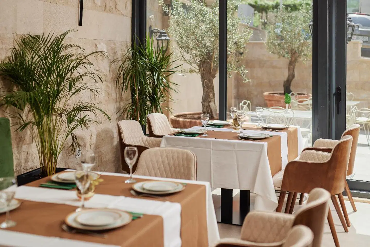 Hotel Diplomat Restaurant