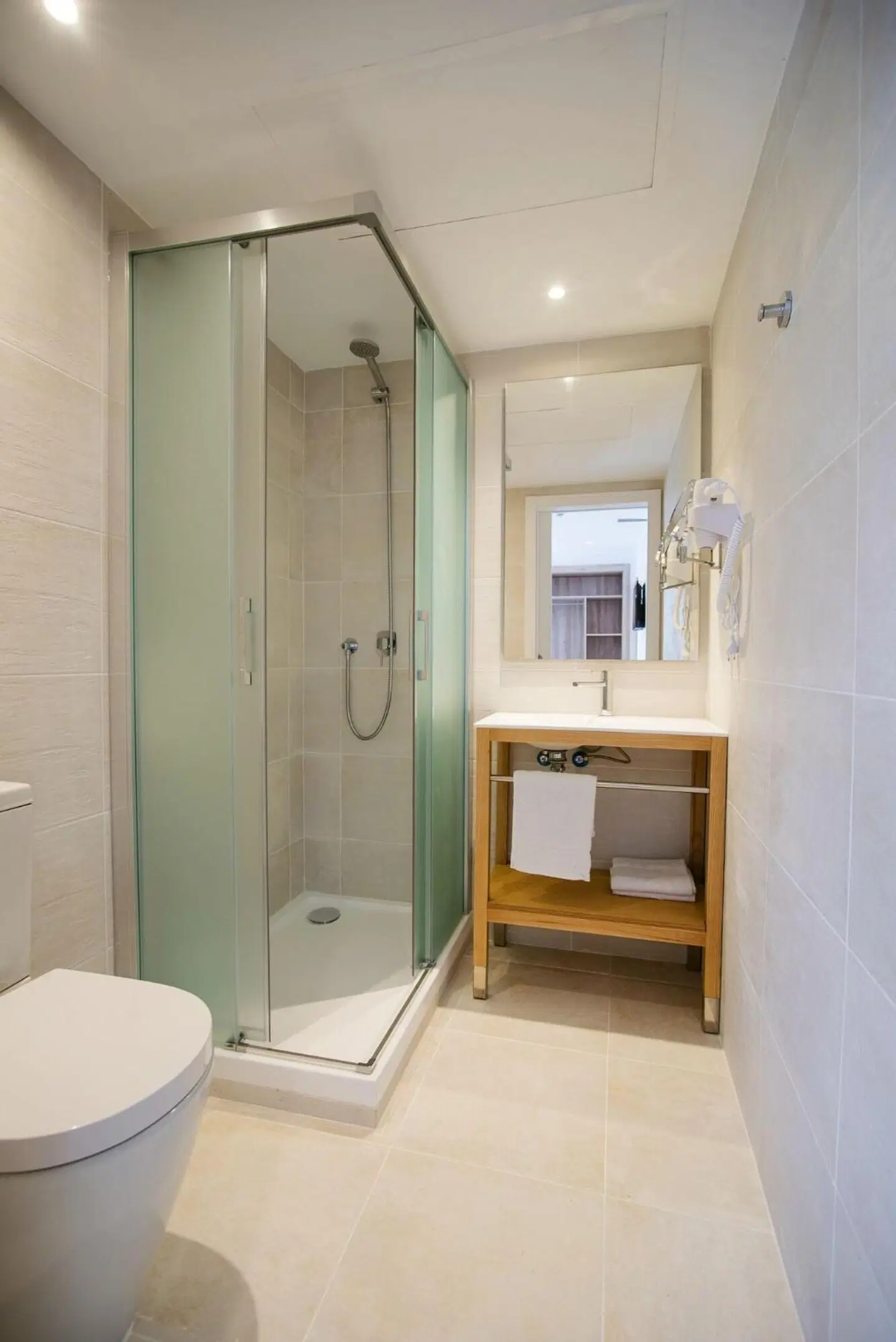 INNER Hotel Rupit Badezimmer