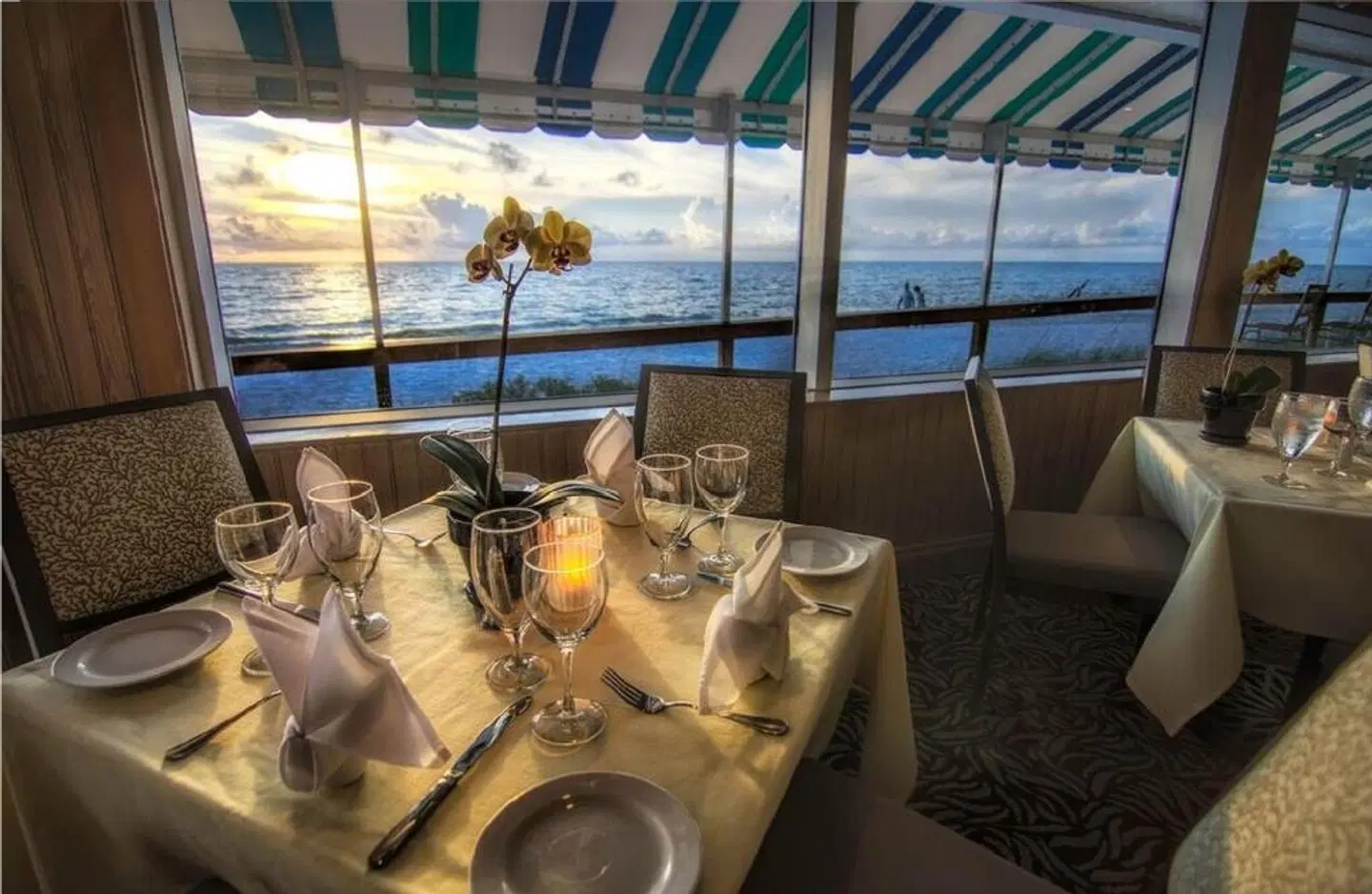 Naples Beach Hotel and Golf Club Restaurant