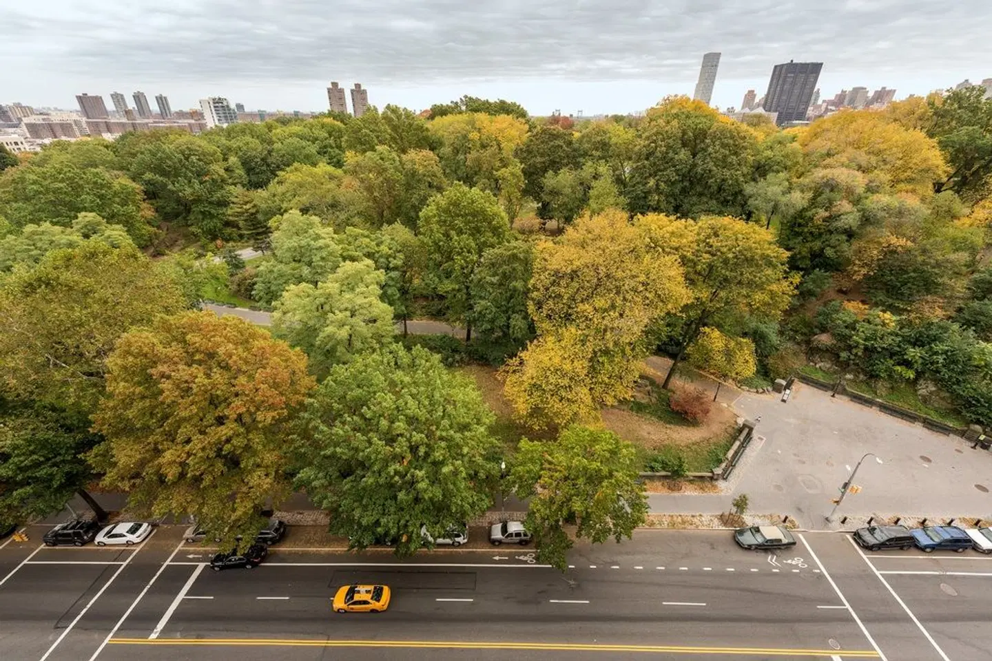 Park West Hotel LANDSCAPE