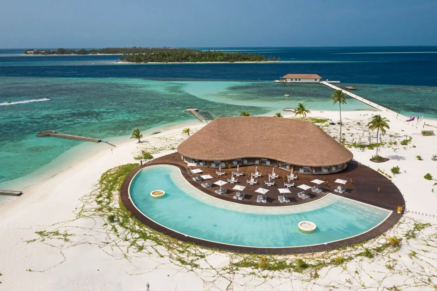 Cinnamon Velifushi Maldives OUTDOOR_POOL