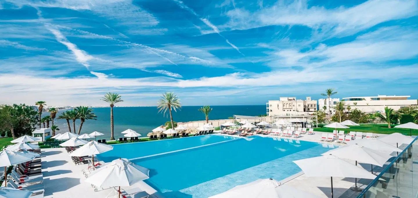 Crowne Plaza Muscat OUTDOOR_POOL