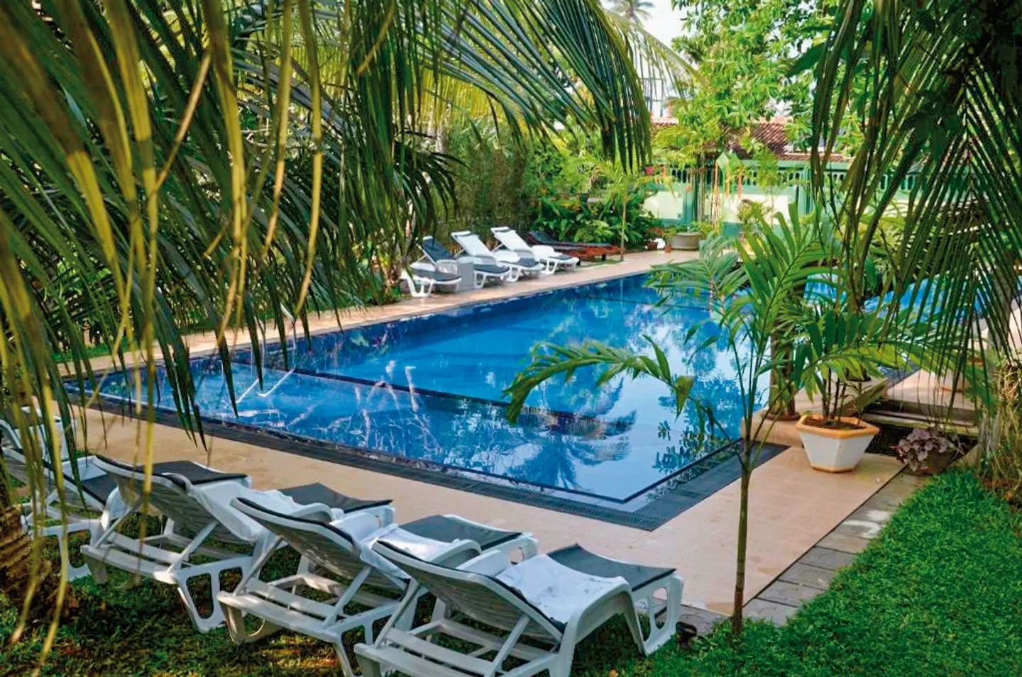 Susantha Garden OUTDOOR_POOL