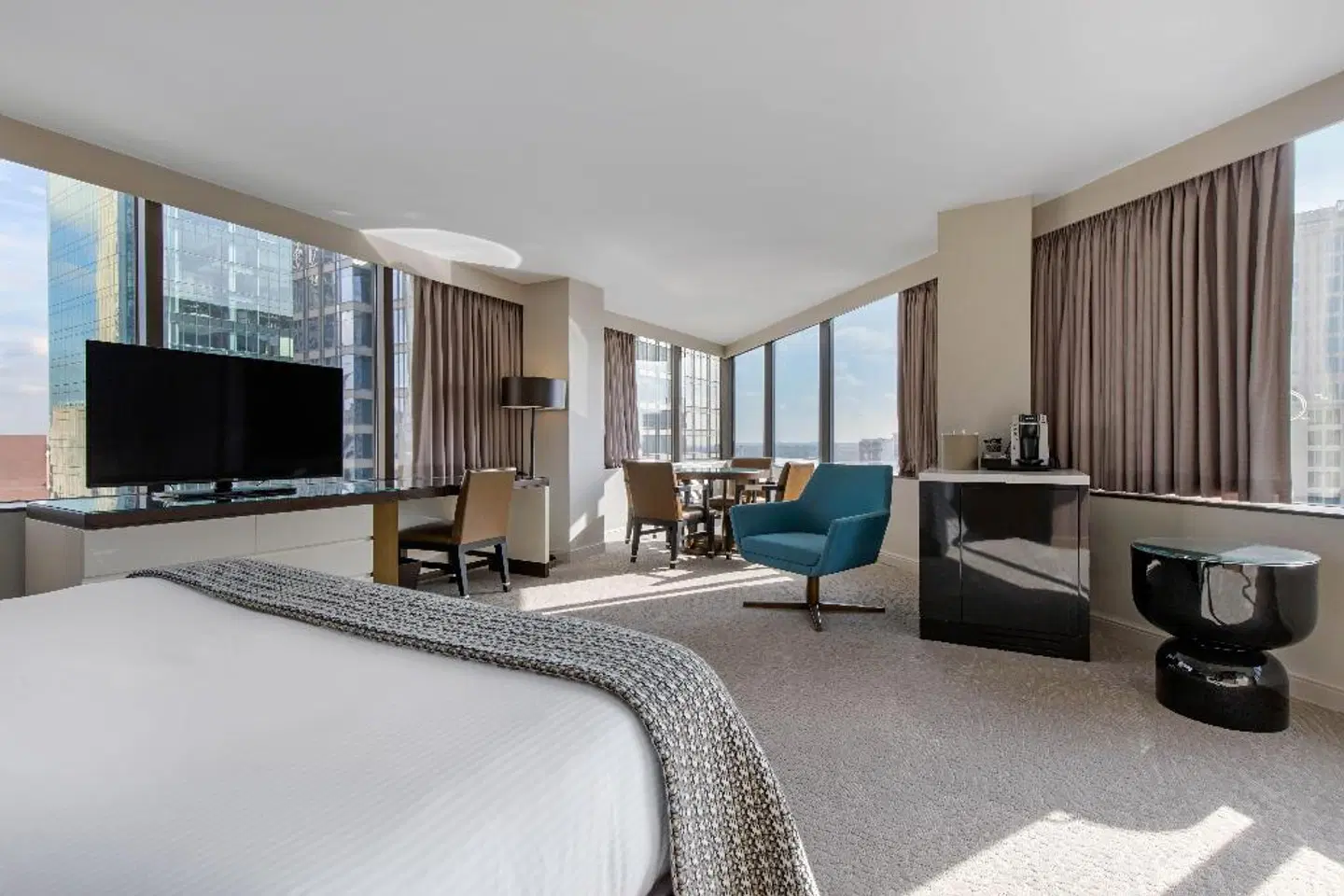 Omni Charlotte ROOM_EXAMPLE