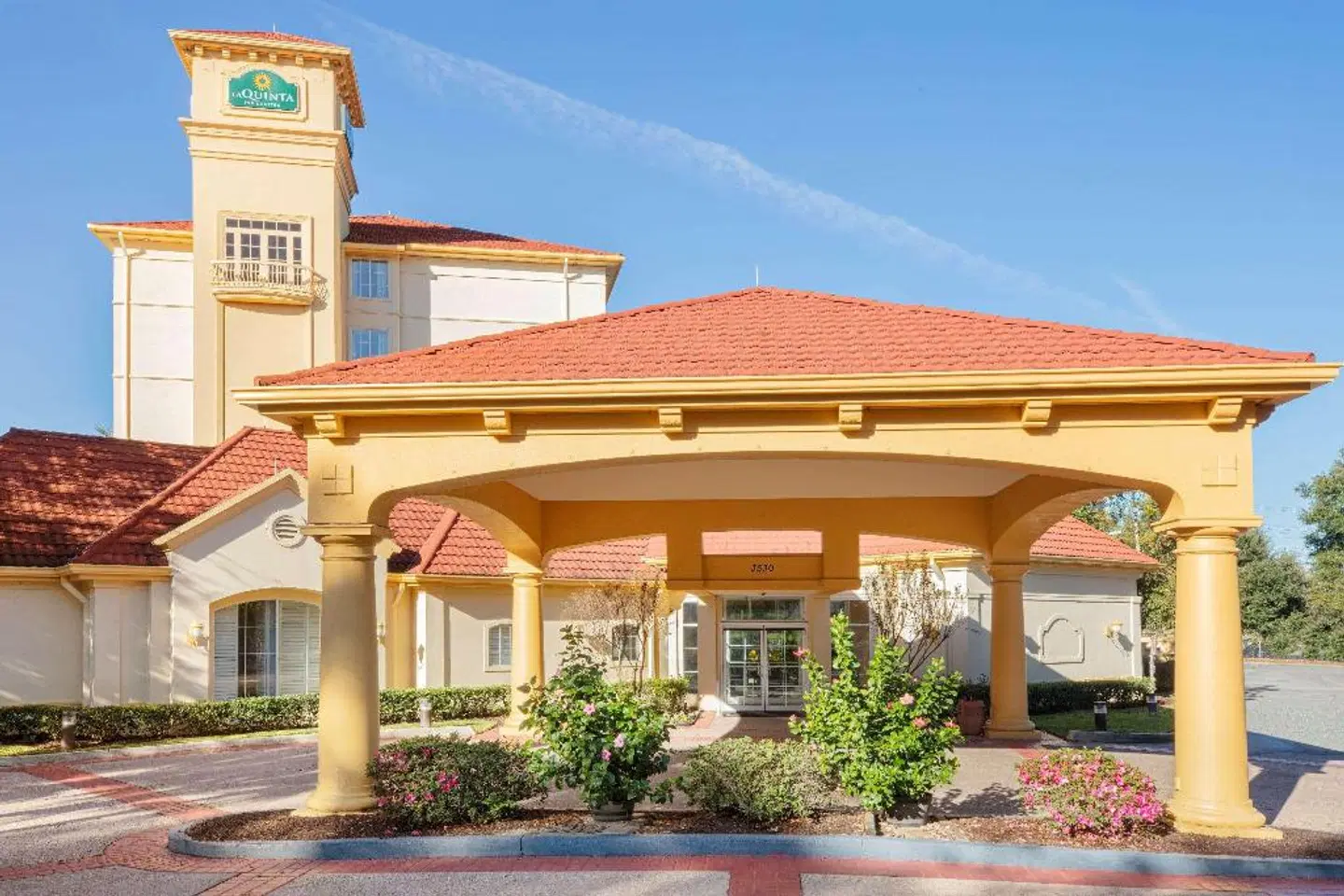 La Quinta Inn & Suites Ocala EXTERIOR