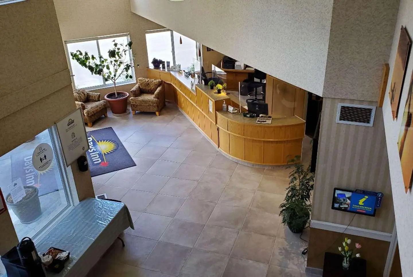 Days Inn by Wyndham Penticton Conference Centre LOUNGE_LOBBY