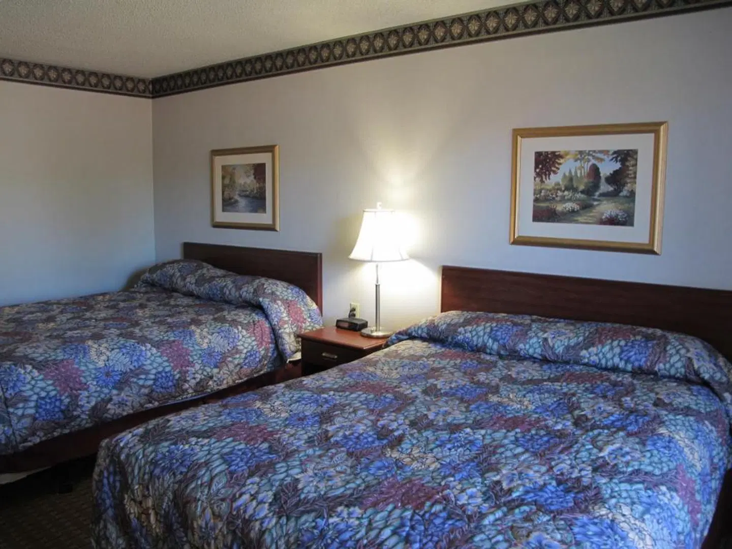 Shilo Inns Suites The Dalles ROOM_EXAMPLE