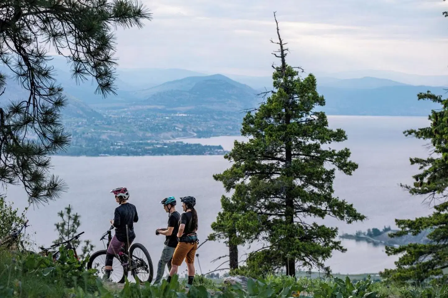 Ramada Inn & Suites Penticton LANDSCAPE