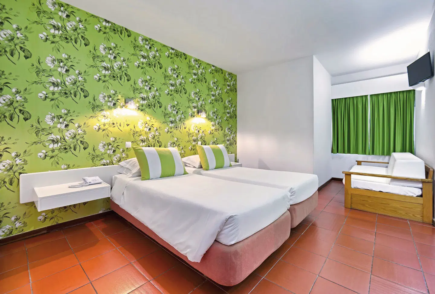 Praia Dourada ROOM_EXAMPLE