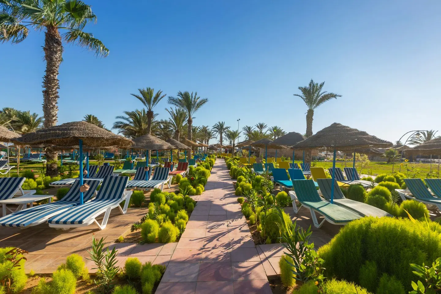 Welcome Meridiana Strand