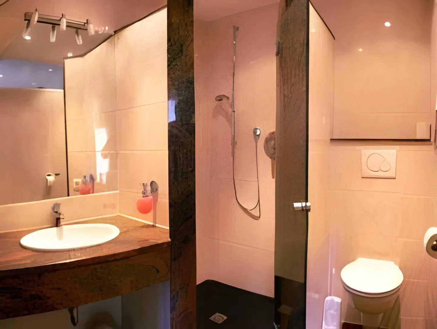 Hetzel-Hotel Löwen Badezimmer