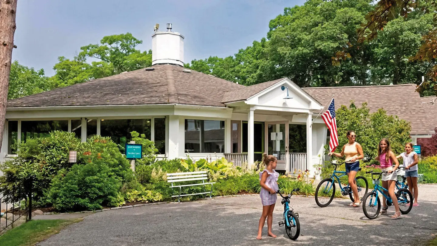 The Lodge on the Cove SPORTS_AND_LEISURE