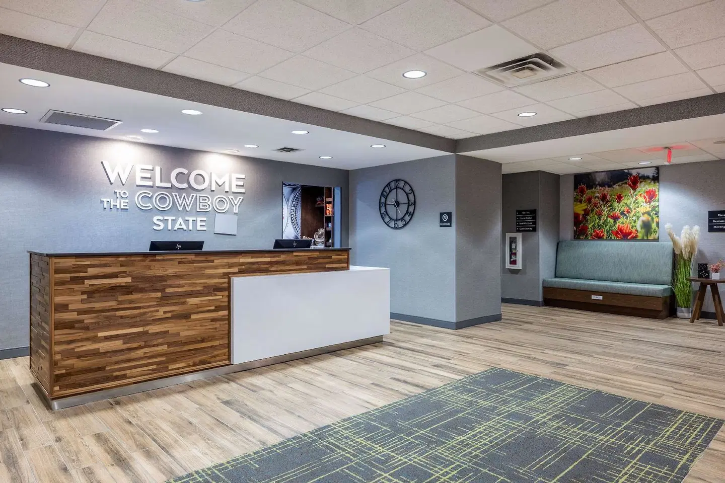 Hampton Inn & Suites Casper LOUNGE_LOBBY
