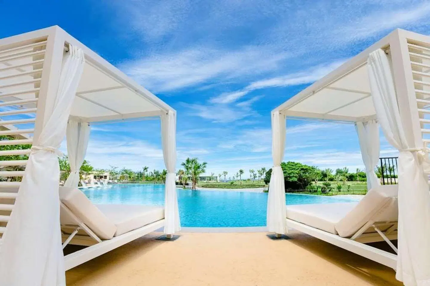 Hilton Club The Beach Resort Sesoko Terrasse