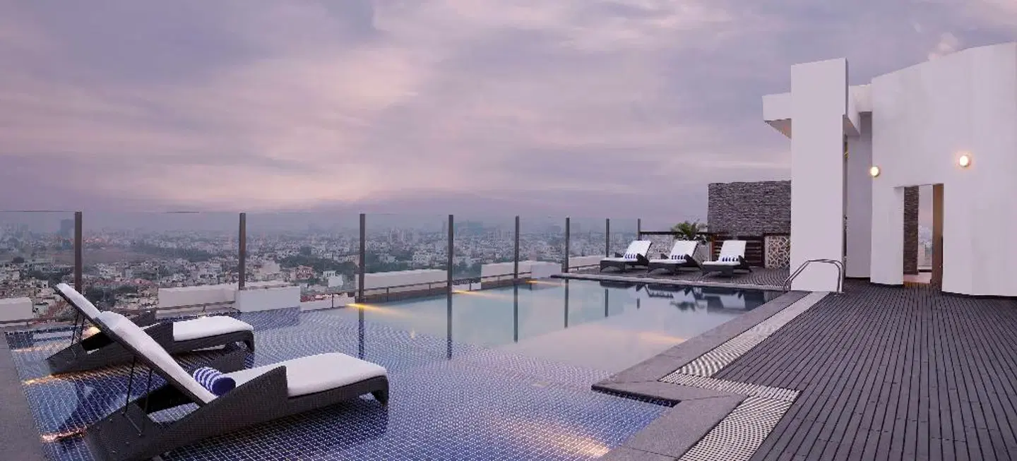 DoubleTree by Hilton Gurugram Baani Square Strand