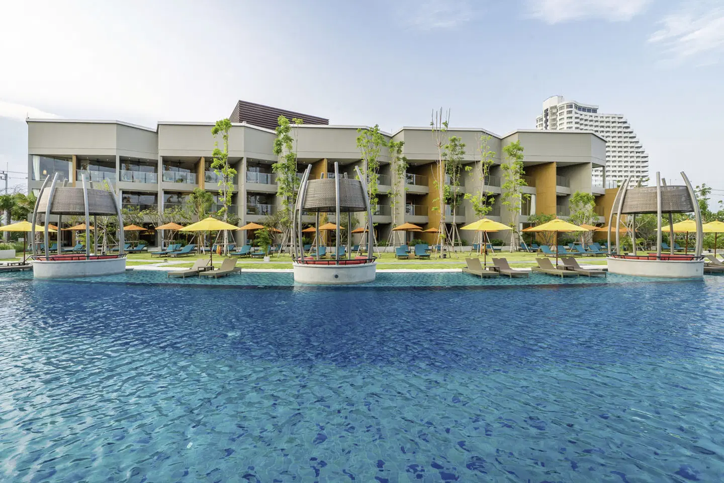 AVANI+ Hua Hin Resort EXTERIOR