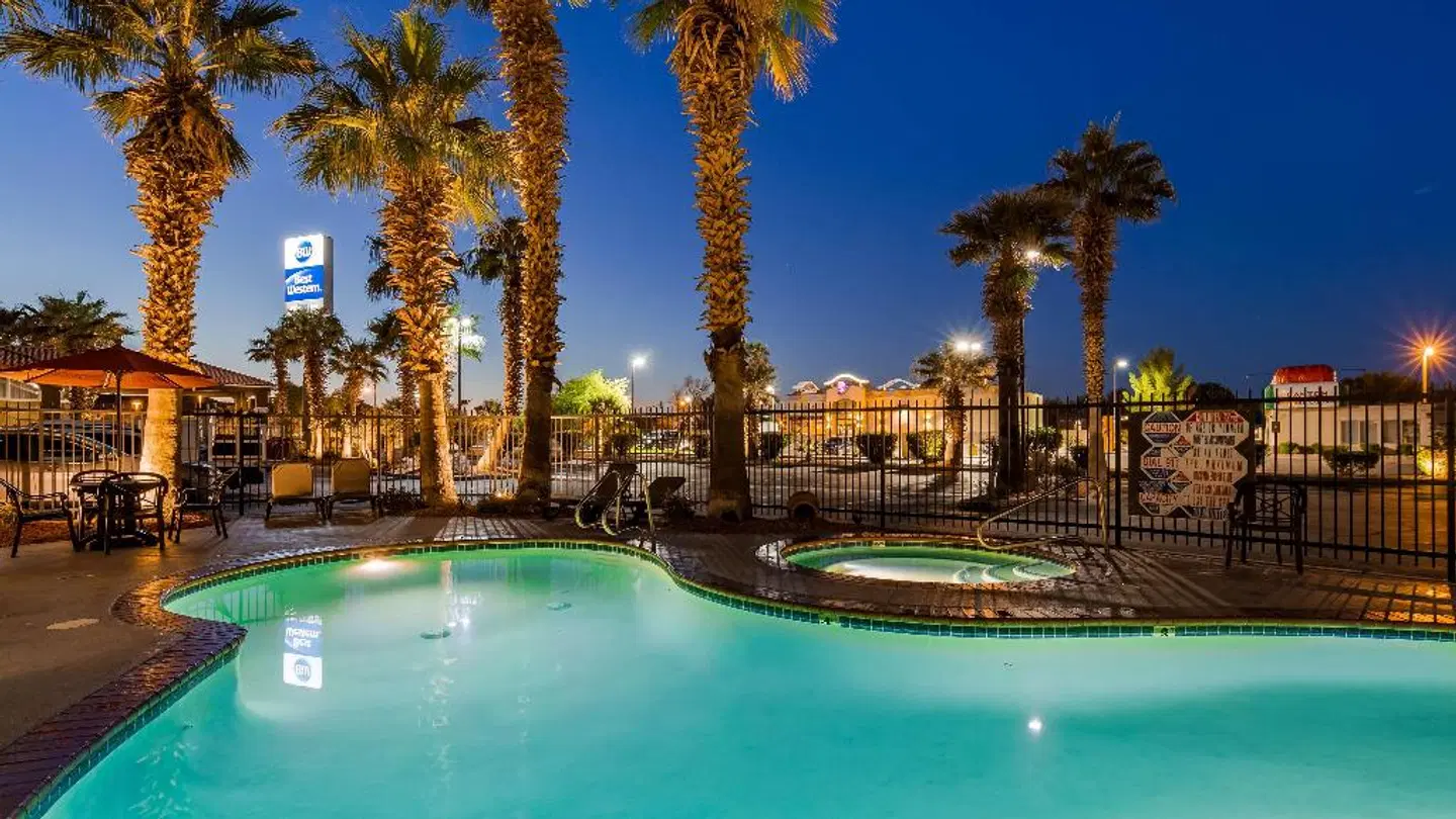Best Western Mesquite Inn OUTDOOR_POOL