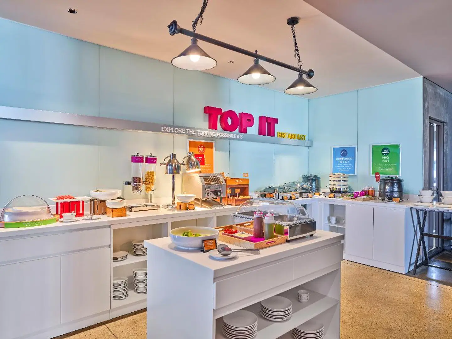 Tru by Hilton Ha Long Hon Gai Centre Restaurant