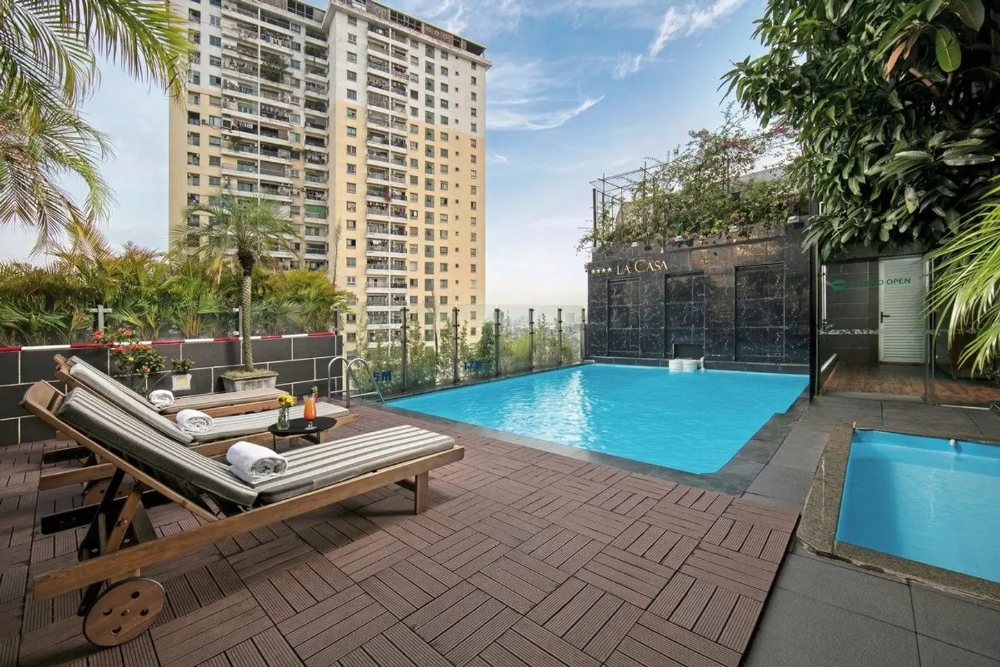 La Casa Hanoi Hotel OUTDOOR_POOL