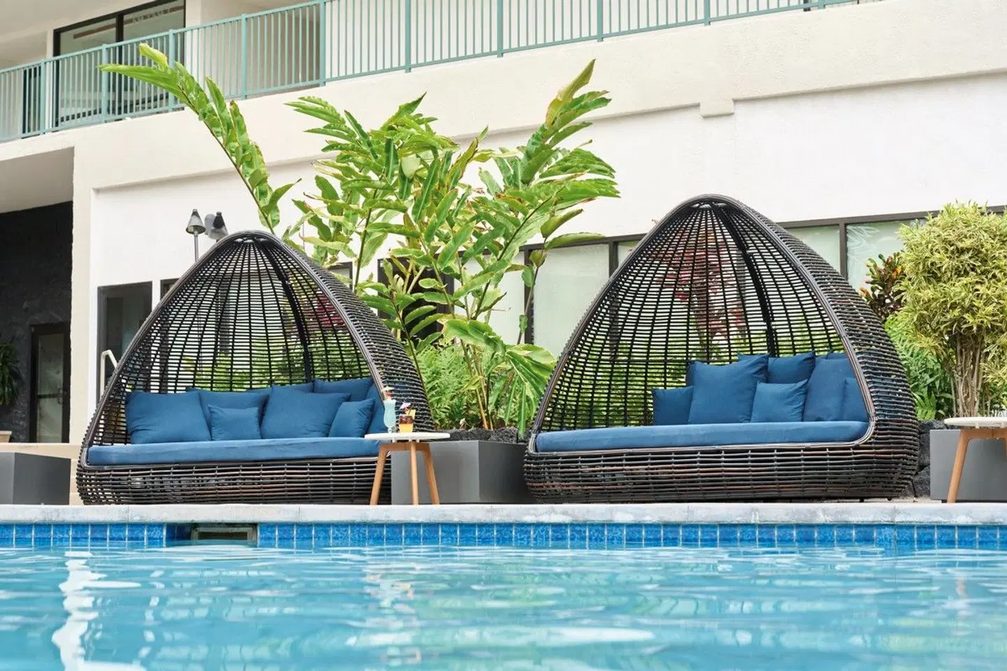 Outrigger Kona Resort and Spa OUTDOOR_POOL