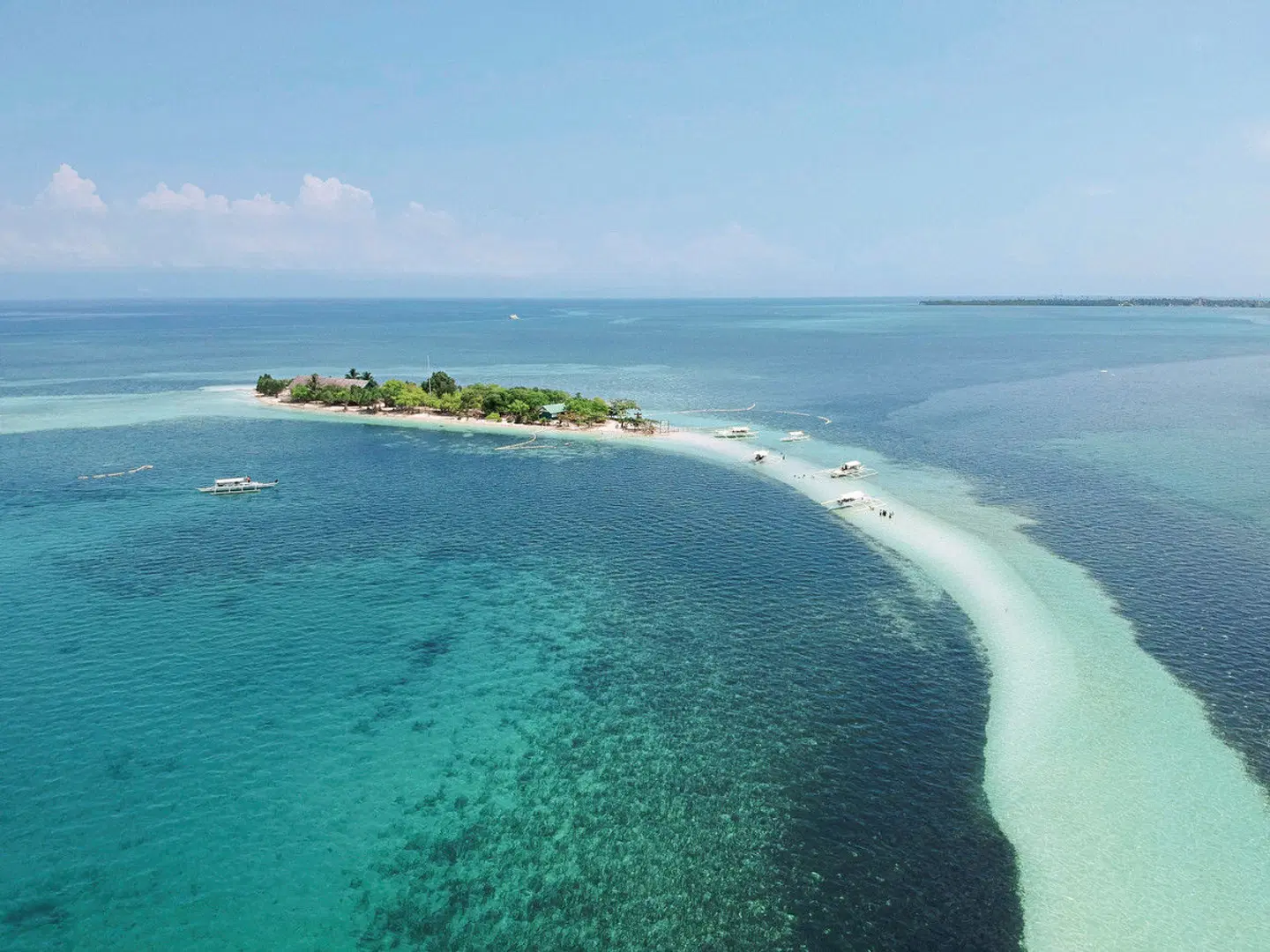 Amorita Resort LANDSCAPE