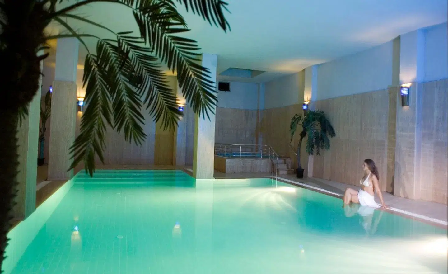 Loxia Comfort Club Side Hallenbad