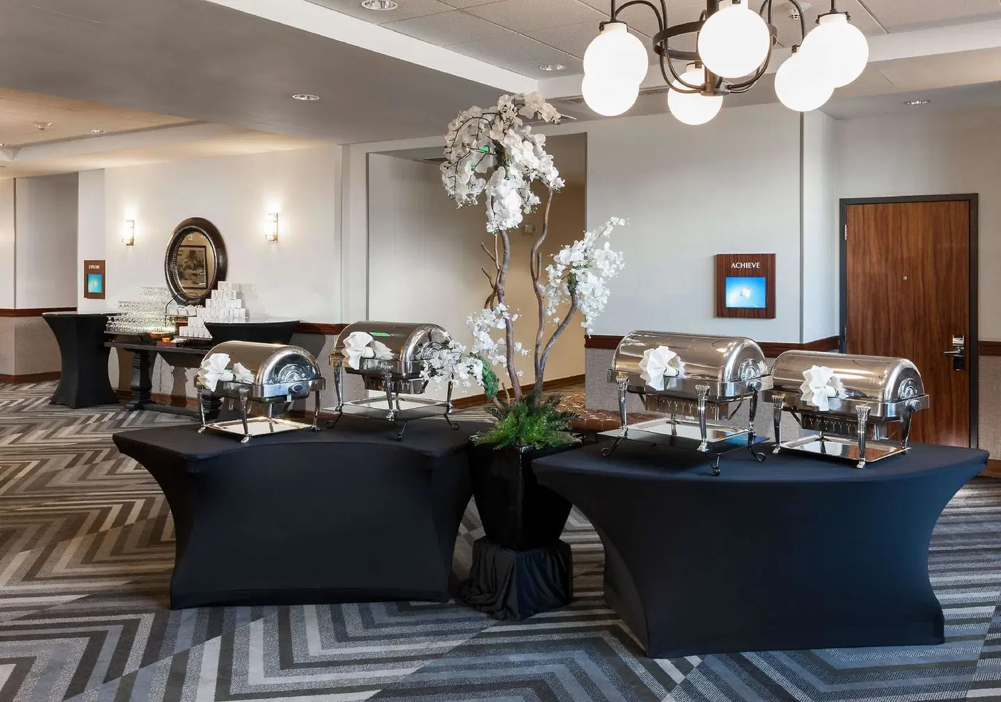 Embassy Suites by Hilton Anchorage Restaurant