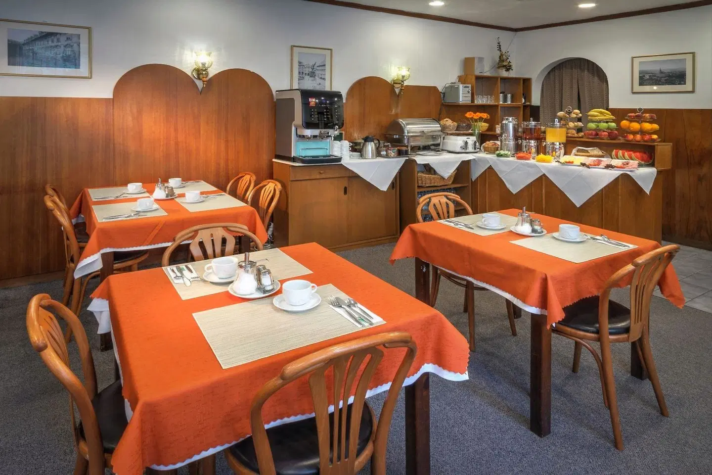 Hotel White Lion Restaurant