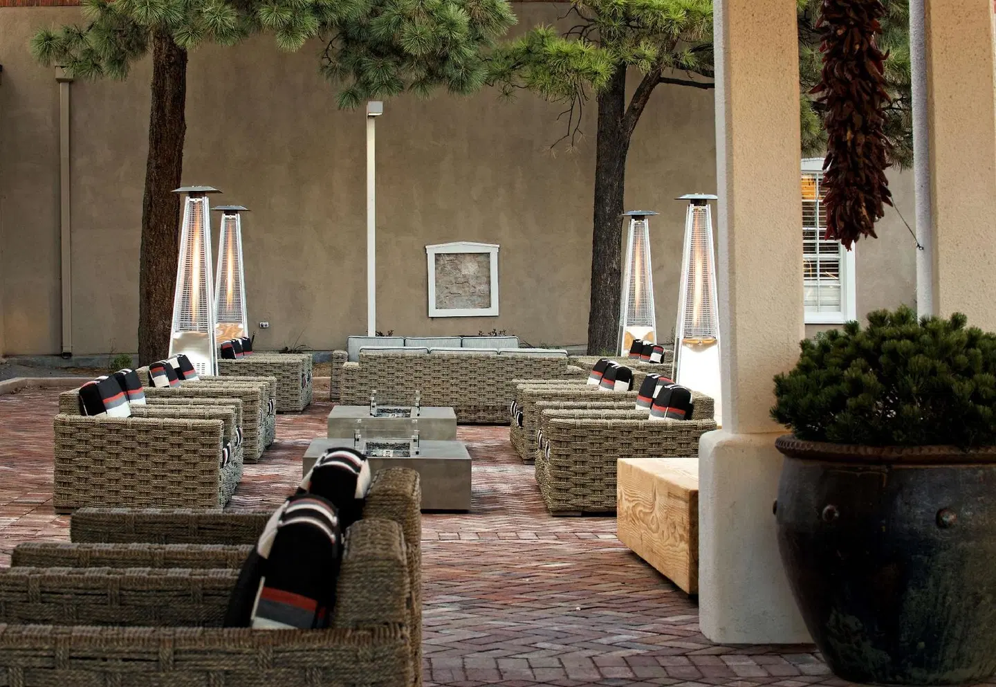Hilton Santa Fe Historic Plaza Terrasse
