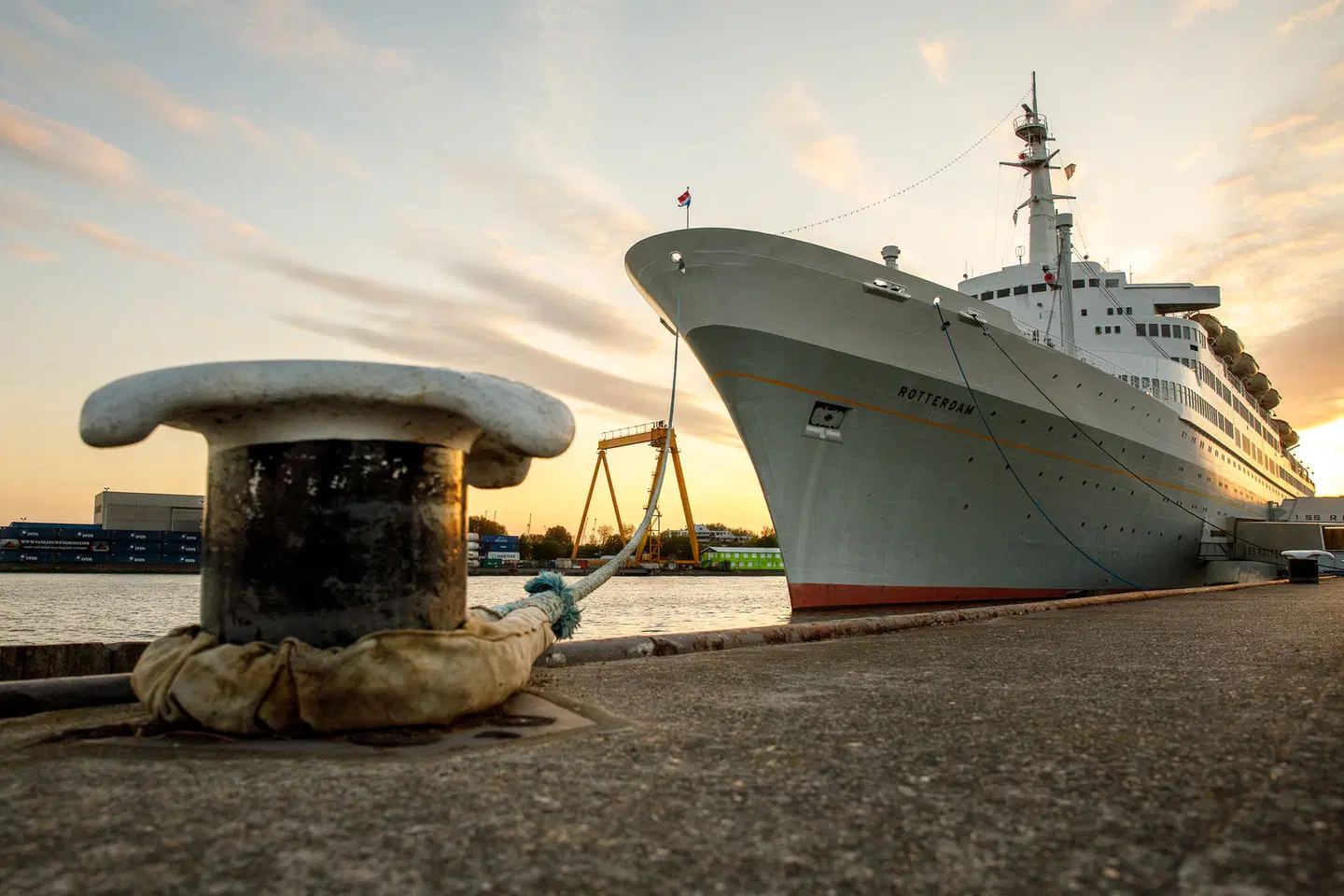 SS Rotterdam by Westcord Hotels EXTERIOR