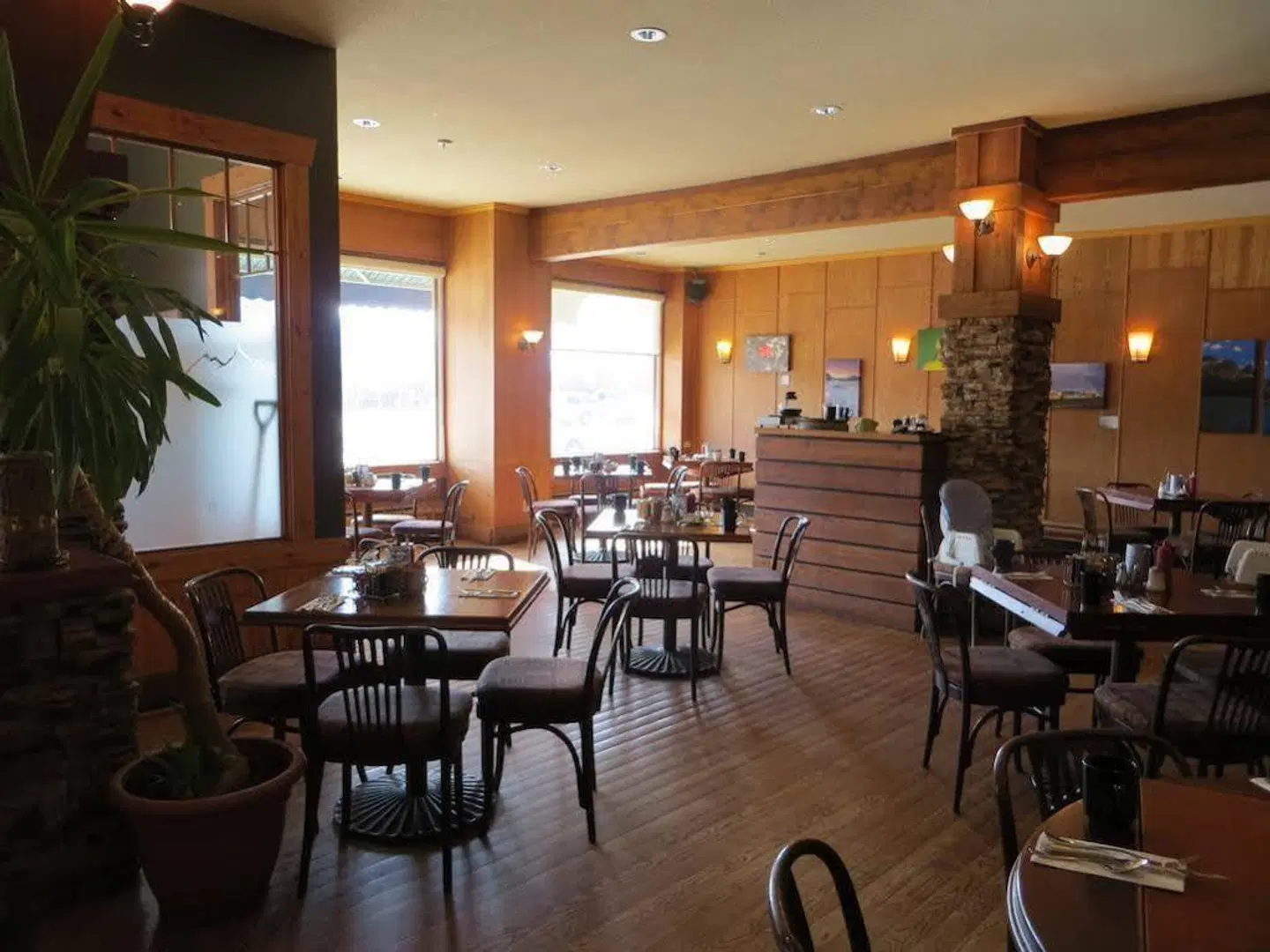 Astoria Hotel Restaurant