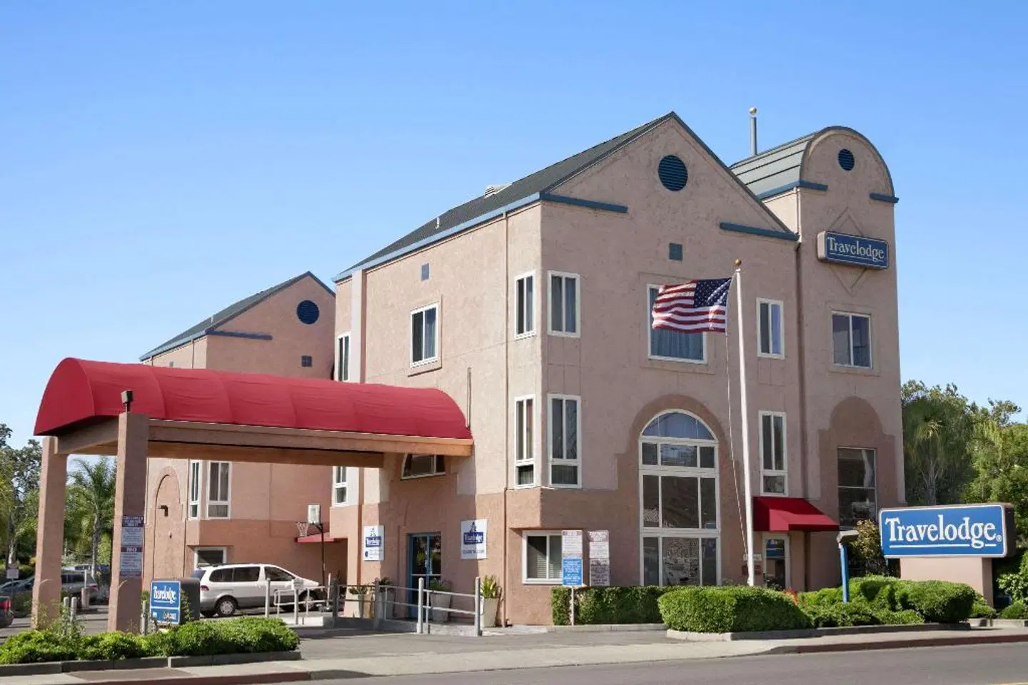 Travelodge by Wyndham Healdsburg - Sonoma Wine Country EXTERIOR