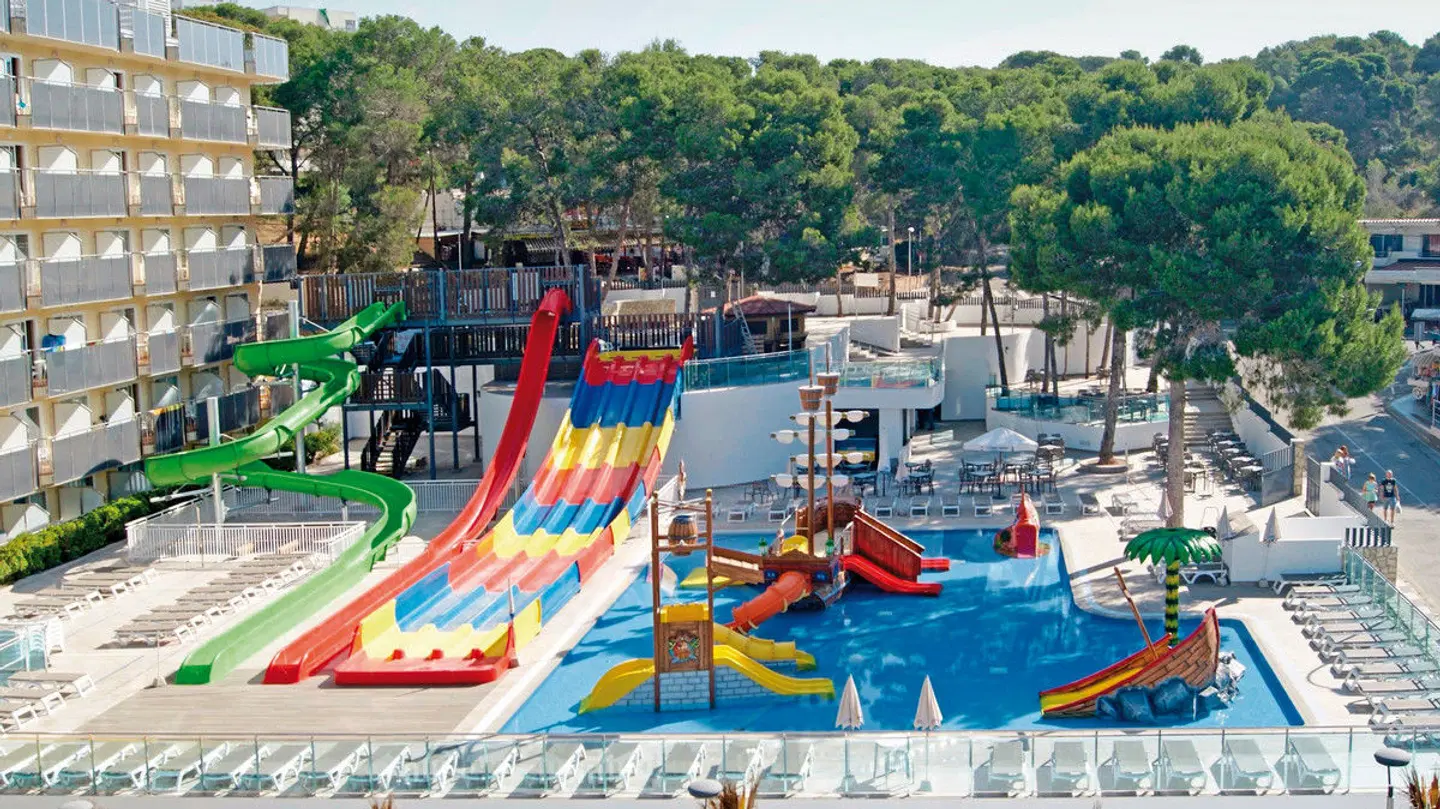 Best Cap Salou SPORTS_AND_LEISURE