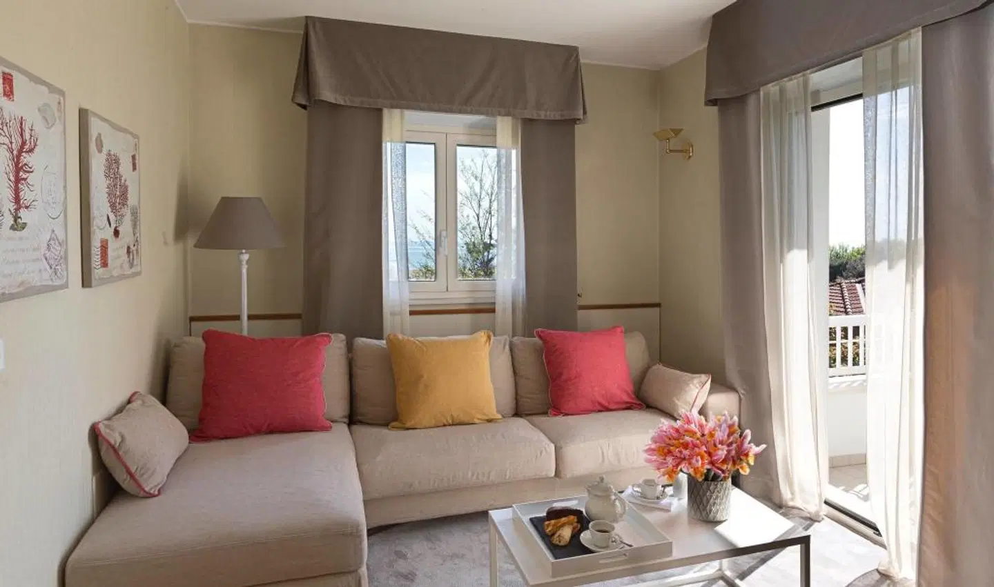 Maestrale LOUNGE_LOBBY