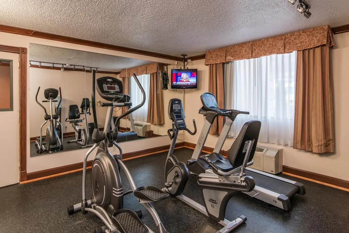 Comfort Inn & Suites Nashville Downtown - Stadium SPORTS_AND_LEISURE