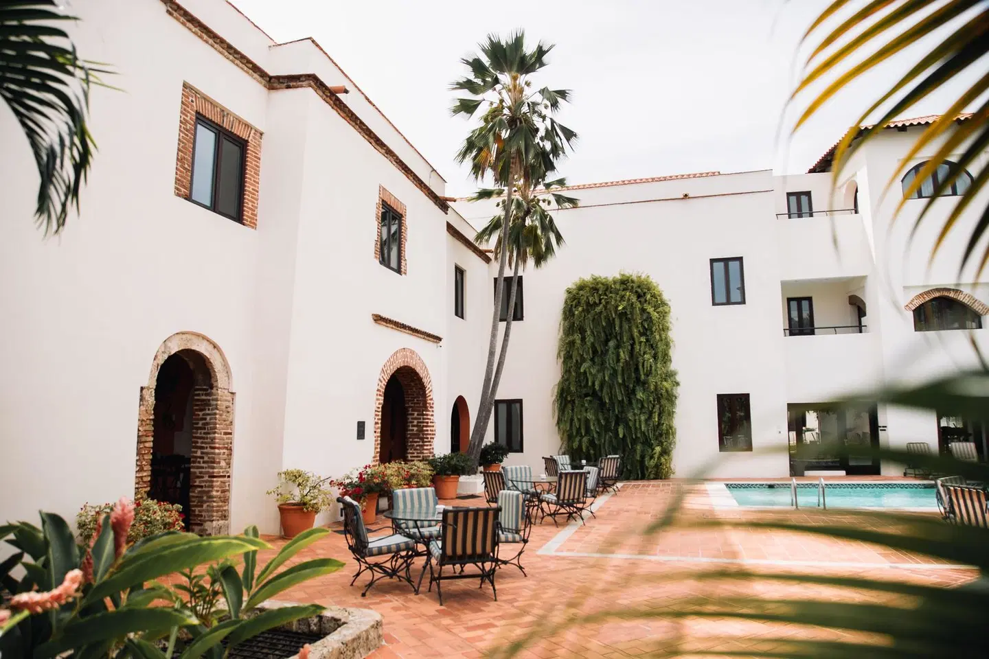 Hodelpa Nicolas de Ovando EXTERIOR