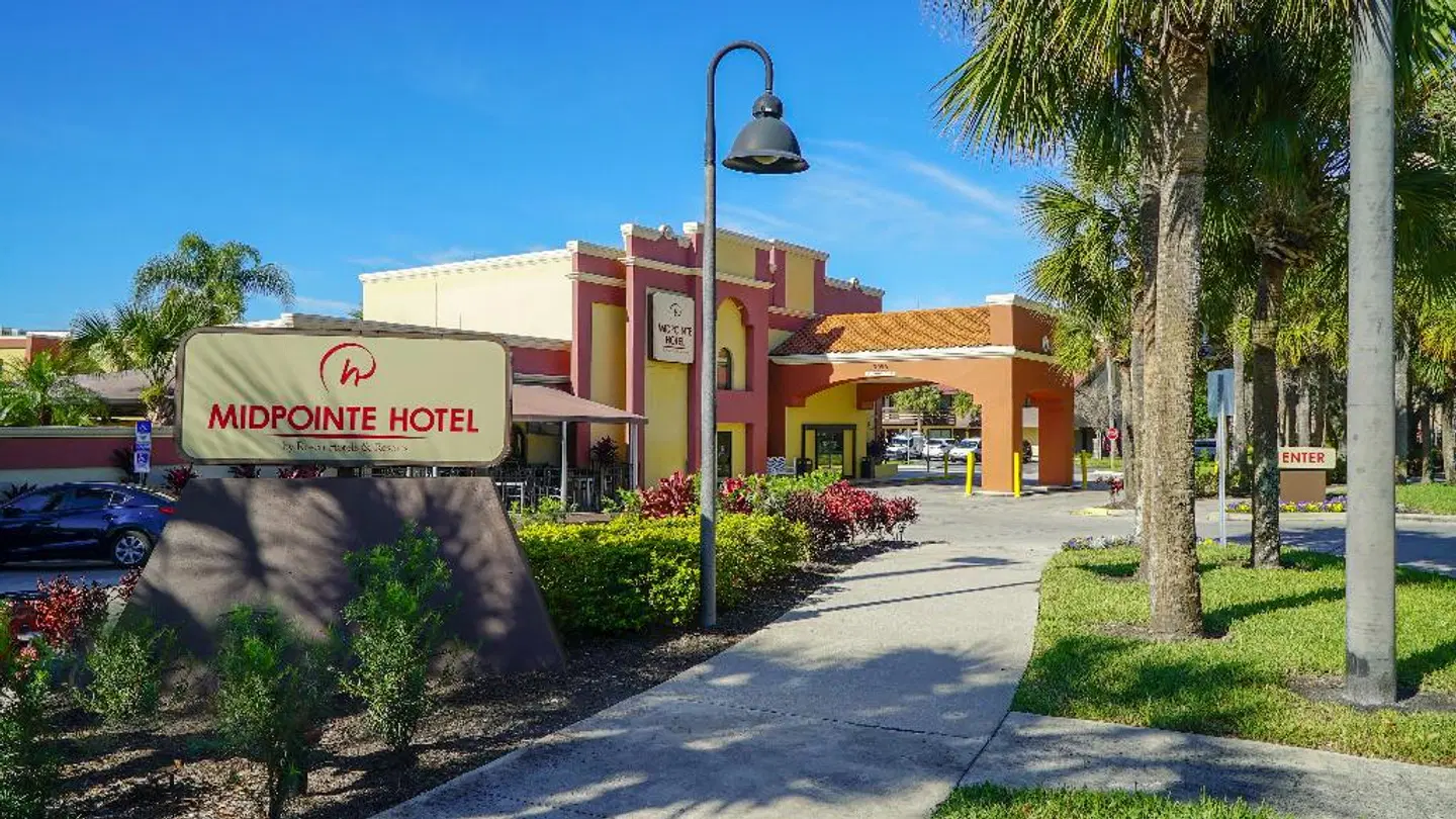 Midpointe Hotel by Rosen Hotels & Resorts EXTERIOR