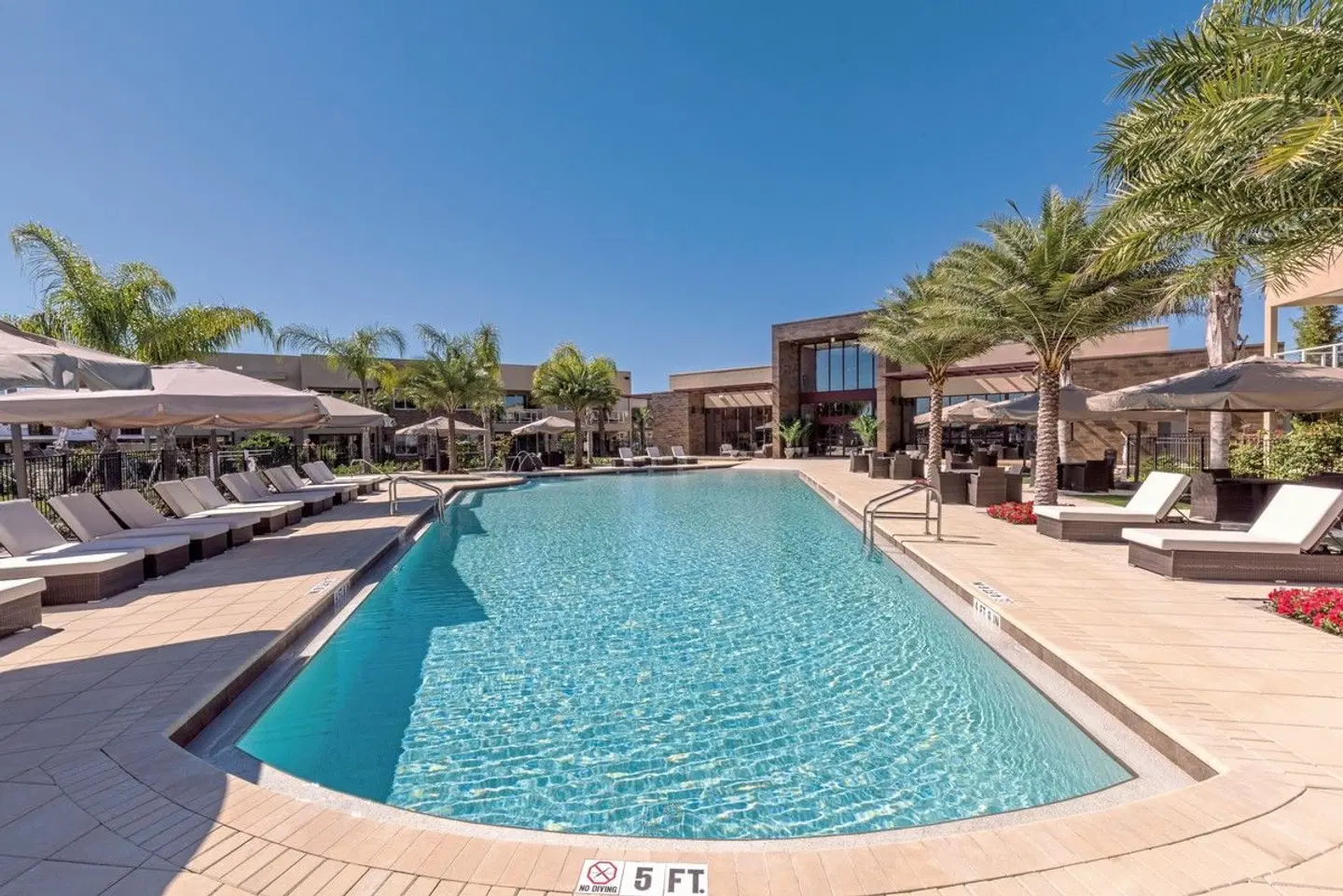 Magic Village Yards OUTDOOR_POOL