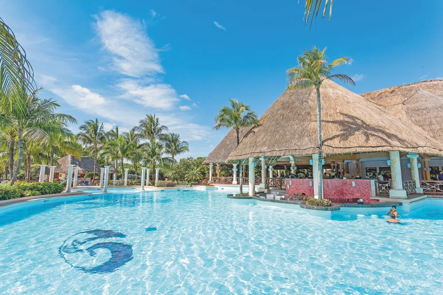 Grand Palladium Select White Sand OUTDOOR_POOL