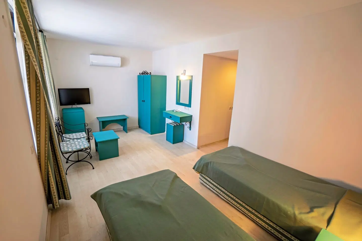 Club Hotel Titan ROOM_EXAMPLE