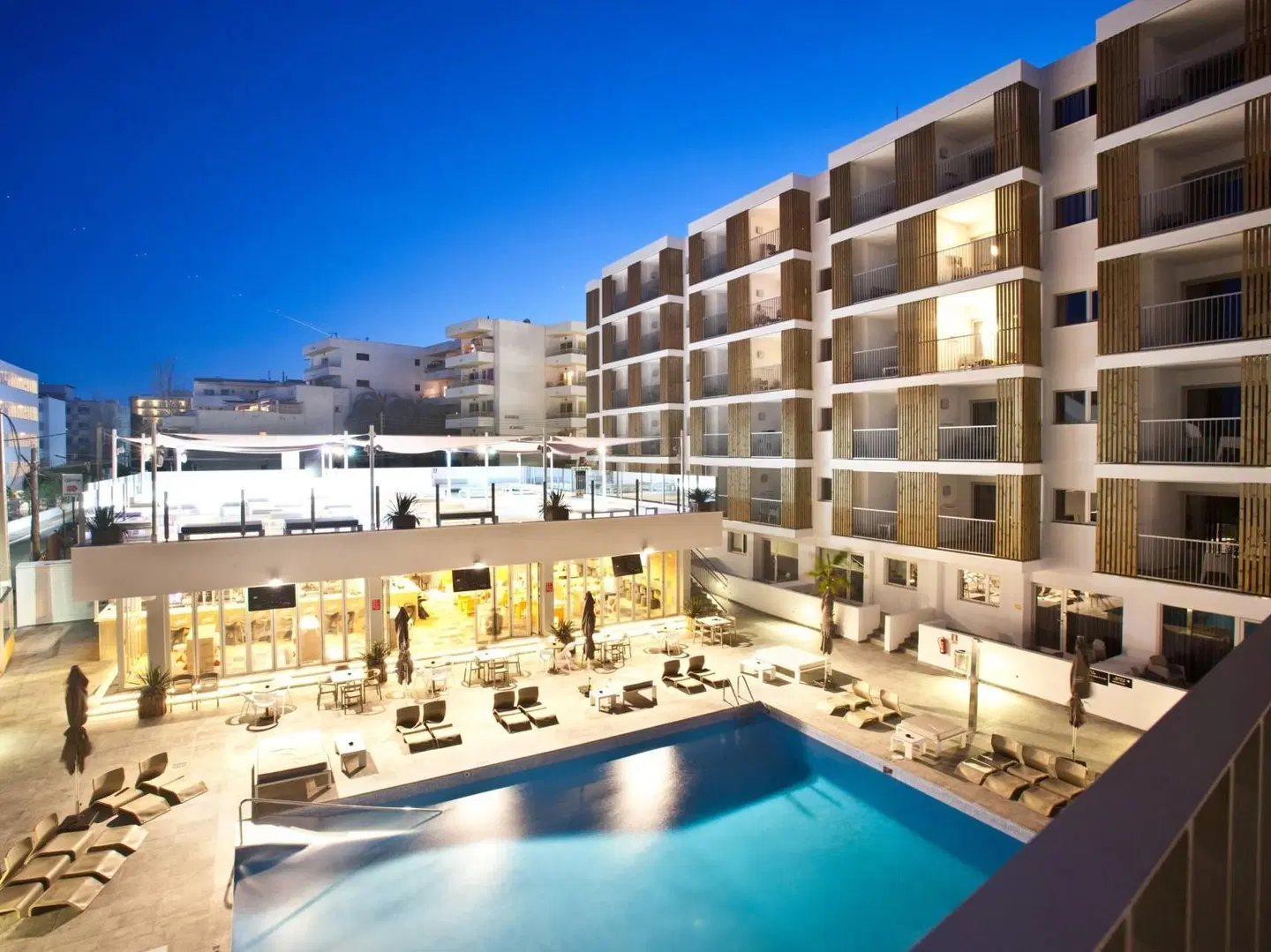 Ryans Ibiza OUTDOOR_POOL