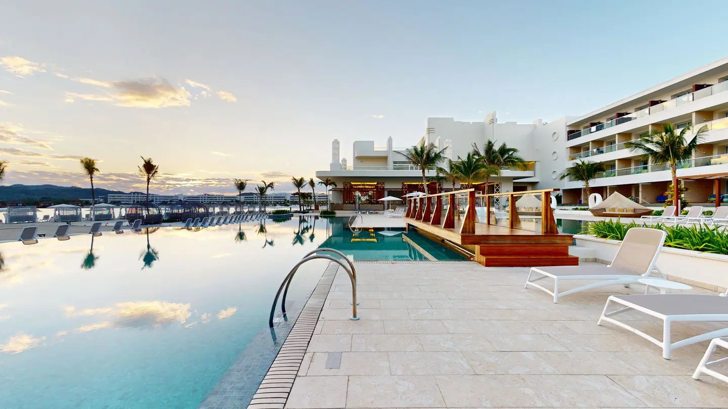 Princess Grand Jamaica OUTDOOR_POOL