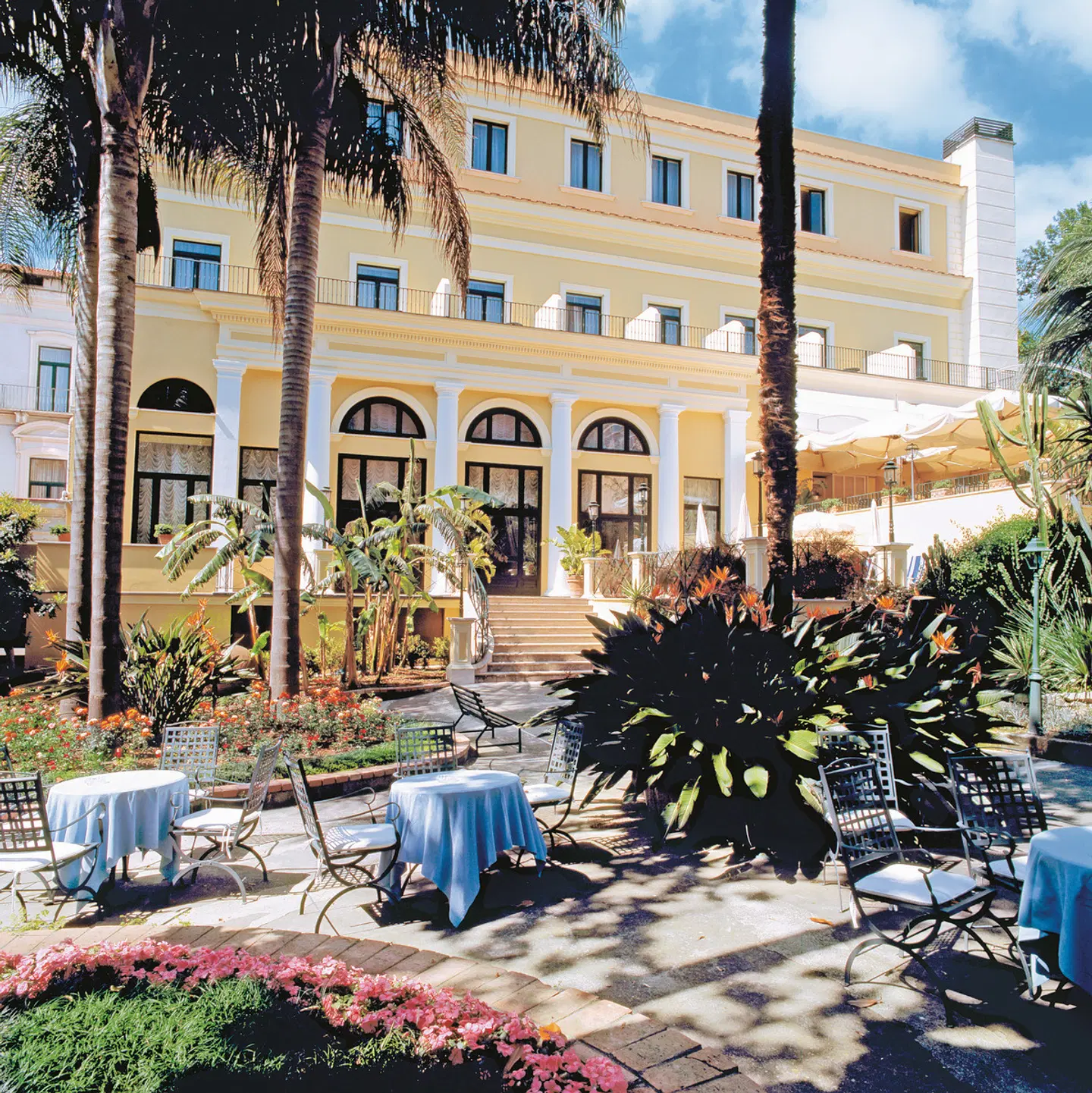 Imperial Tramontano EXTERIOR