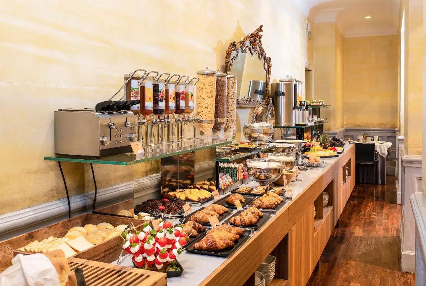 Alpi Hotel Restaurant