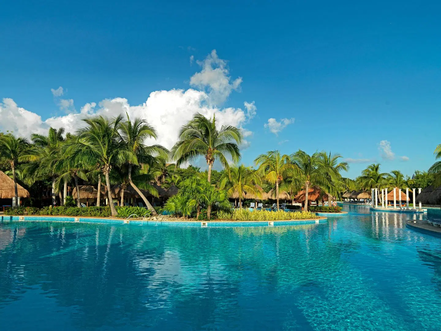 Iberostar Waves Paraíso del Mar OUTDOOR_POOL